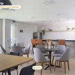 Lindo Apartamento Com Vista Para A Praia Do Futuro